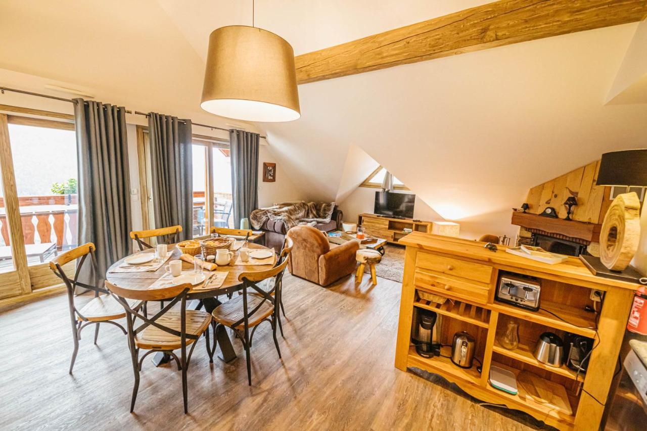 Chalet La Perle De L'Oisans - Appartements D'Exception ヴォジャニー エクステリア 写真